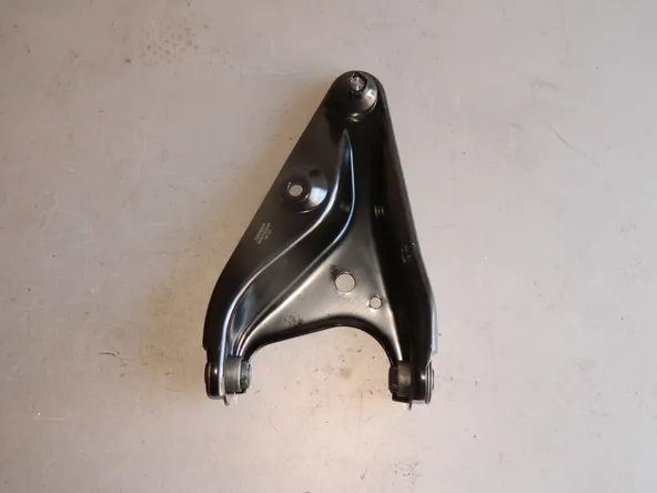 Рычаг GENERAL PARTS 545010294R RENAULT DACIA LOGAN 12-15 LOWER ARM L