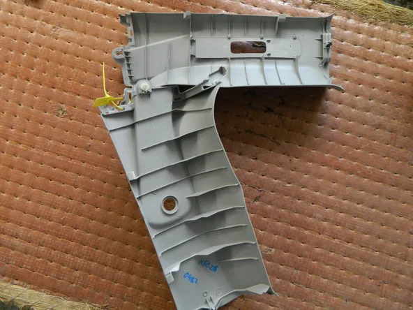 Обшивка задней стойки NISSAN SERENA HFC26 Зад Пара (Контрактный) 94603936