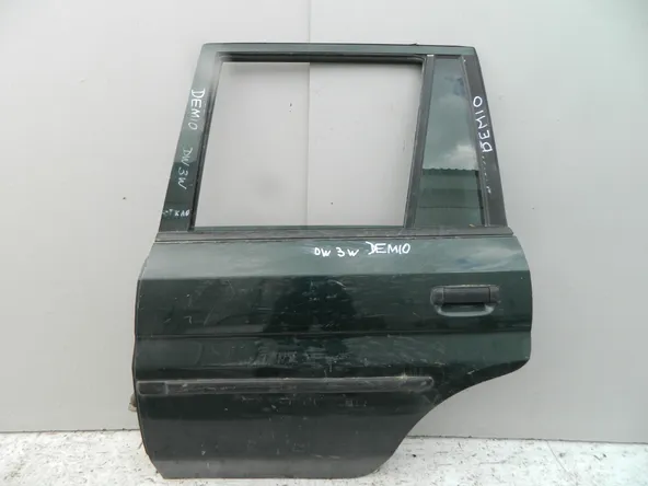 Дверь MAZDA DEMIO DW3W Зад Лев (Контрактный) 40951282 D35073020H