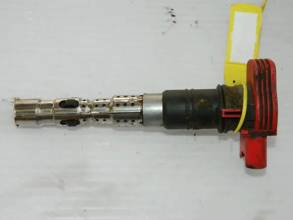 Катушка зажигания AUDI A8 BFM (Контрактный) 40951116