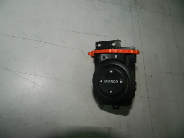 Блок управления зеркалами QB G4FA (Б/У) 65243498