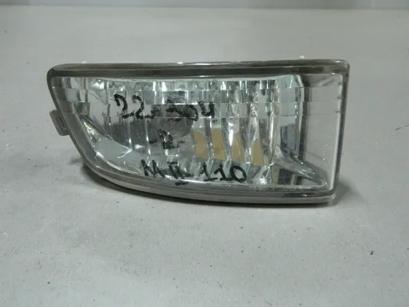 Фара противотуманная TOYOTA MARK II GX110 Прав 22304 (Контрактный) 698381151