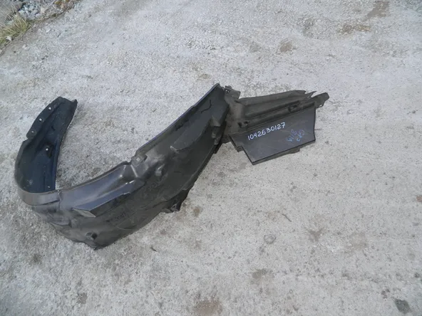 Подкрылок SUBARU XV GP7 Перед Лев (Контрактный) 1042630127