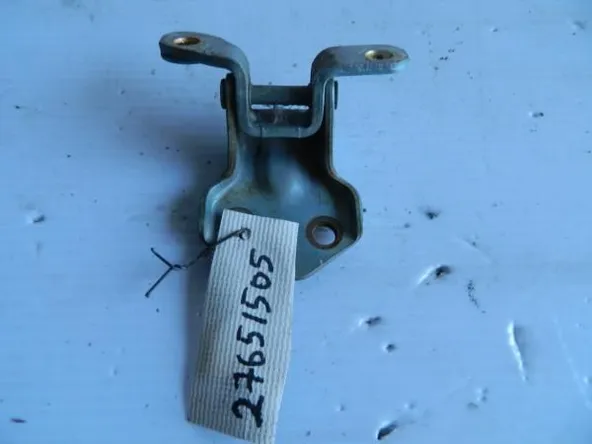 Петля двери MAZDA DEMIO DW3W Перед Лев (Контрактный)