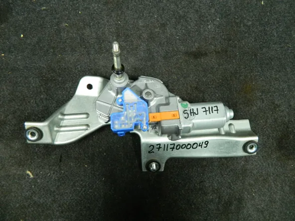 Мотор заднего дворника SUBARU FORESTER SHJ (Контрактный) 27117000049
