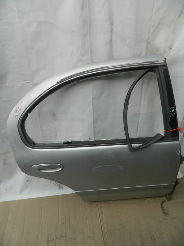 Дверь NISSAN MAXIMA A32 Зад Прав (Контрактный) 65243064