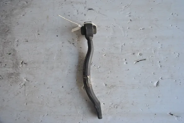 Рычаг подвески TOYOTA MARK II JZX100 Перед Лев (Контрактный) 45984135