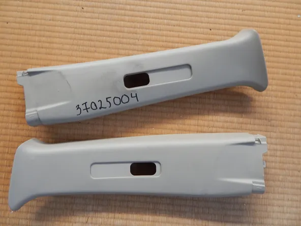 Накладки на стойку Toyota Sienta NCP81 (контрактный) 37025004