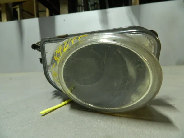 Фара противотуманная MITSUBISHI LEGNUM EC5W Перед Прав (Контрактный) 79768270