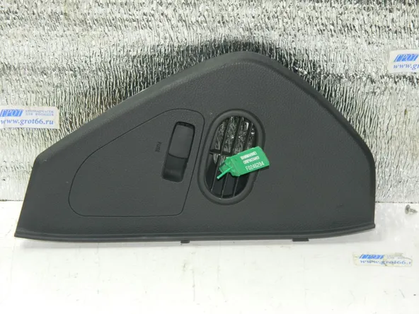 Накладка на торпедо HYUNDAI EQUUS VI G6DA 2013-2015 Прав (Б/У) F0246294