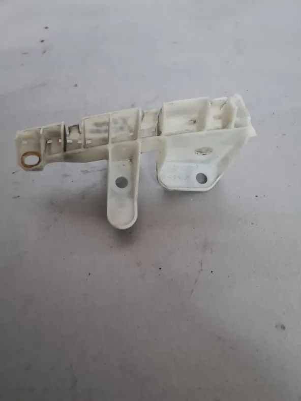 Крепление бампера SUBARU XV GP7 Зад Лев (контрактный) 1042630013