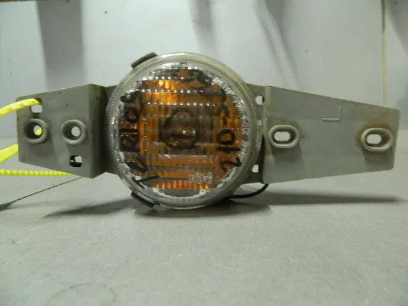 Повторитель поворота DAIHATSU TERIOS KID J111G Перед Лев (Контрактный) 79768032