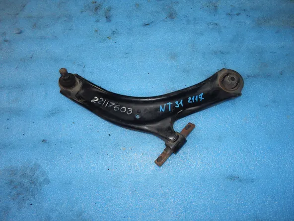 Рычаг NISSAN X-TRAIL T31 Перед Прав (Контрактный) 22117603