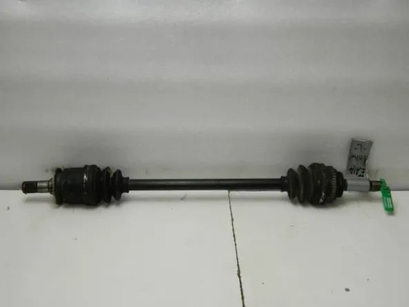 Привод MITSUBISHI GALANT EA1A 4G64 Зад Лев (Контрактный) F0246821