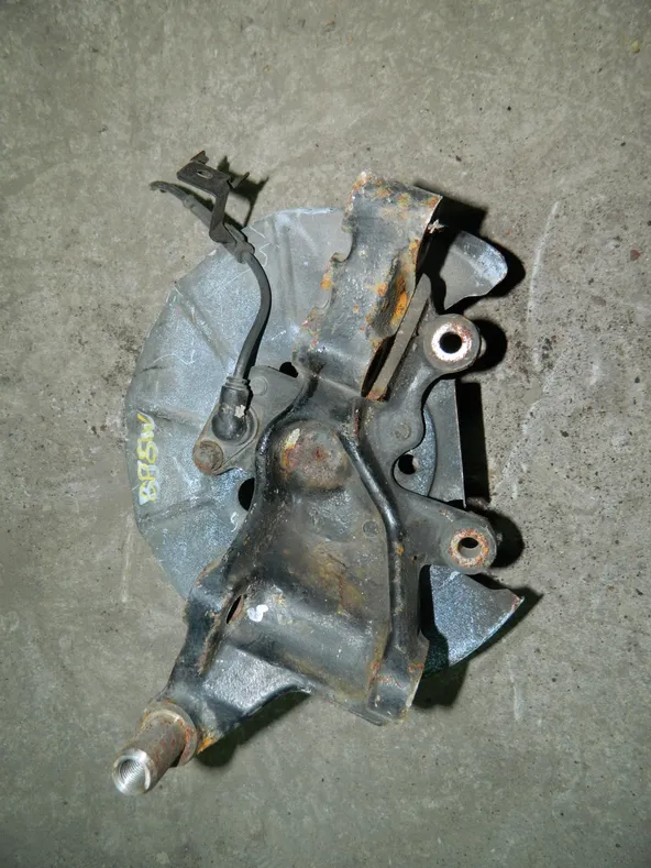 Ступица MAZDA PREMACY CP8W Зад Прав (Контрактный) 79591004