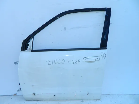 Дверь MITSUBISHI DINGO CQ2A Перед Лев (Контрактный) 46098225 MR465721