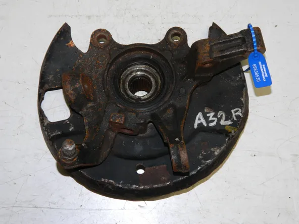 Ступица NISSAN CEFIRO A32 Перед Прав (Контрактный) 69838530
