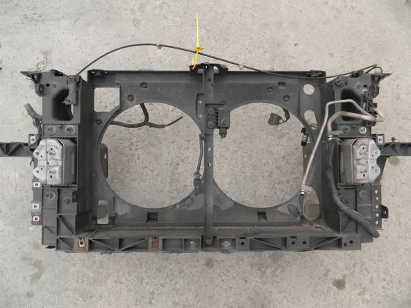 Рамка радиатора INFINITI G37S V36 (Контрактный) 79768759