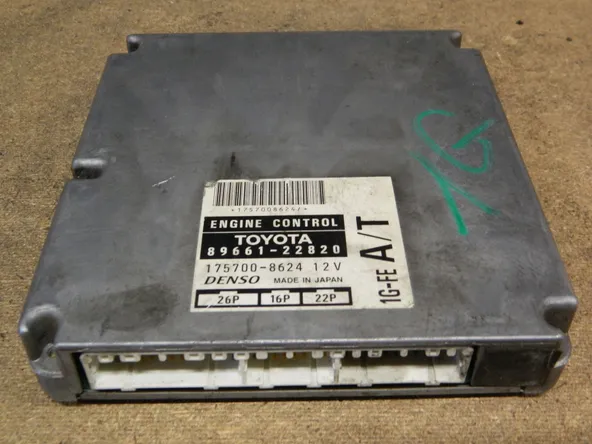 Блок управления ДВС TOYOTA CRESTA 1GFE (Контрактный) 10020 8966122820
