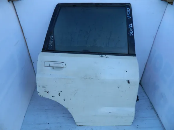 Дверь MITSUBISHI DINGO CQ2A Зад Прав (Контрактный) 35021583 MR465722