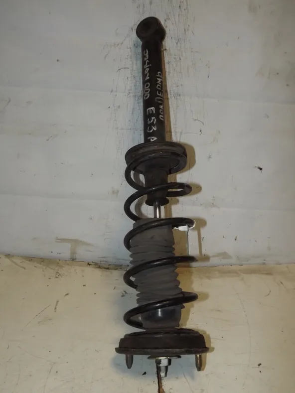 Стойка подвески MITSUBISHI GALANT E53A Зад (Контрактный)