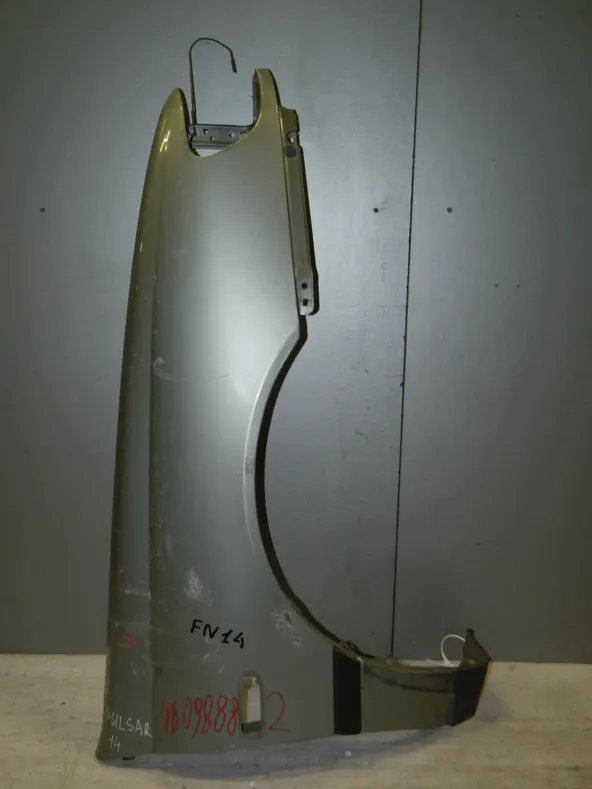 Крыло NISSAN PULSAR FN14 Перед Прав (Контрактный) 46098882