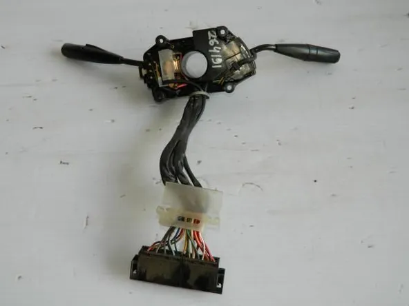 Подрулевой переключатель TOYOTA CORONA ST191 3SFE (Б/У) 843102H660