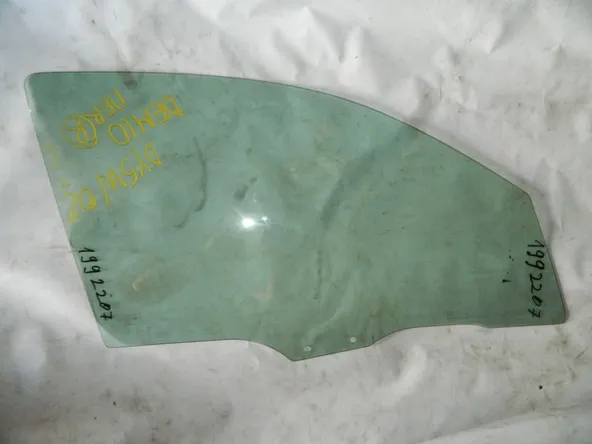 Стекло двери MAZDA DEMIO DY5W Перед. Прав (Контрактный) 1992207