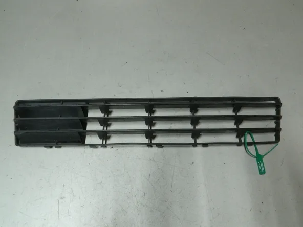 Решетка бампера SUZUKI SWIFT ZC11S (Контрактный) 81540872