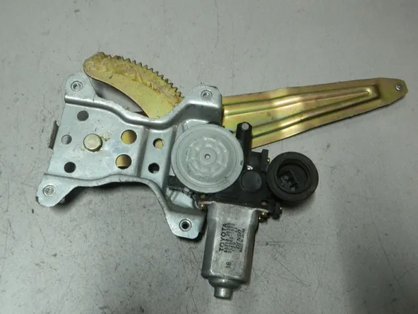 Стеклоподъемник TOYOTA COROLLA NZE121 Зад Лев (Контрактный) 79591742