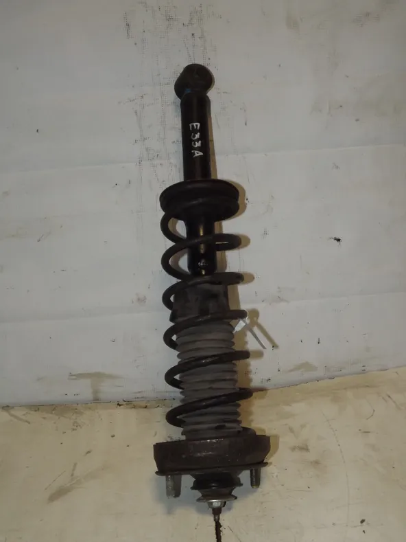 Стойка подвески MITSUBISHI GALANT E33A Зад (Контрактный)