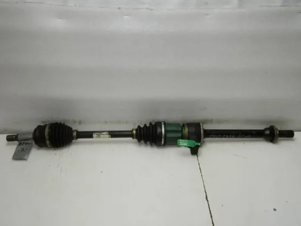 Привод MITSUBISHI COLT PLUS Z27W 4G15 Перед Прав (Контрактный) F0246665