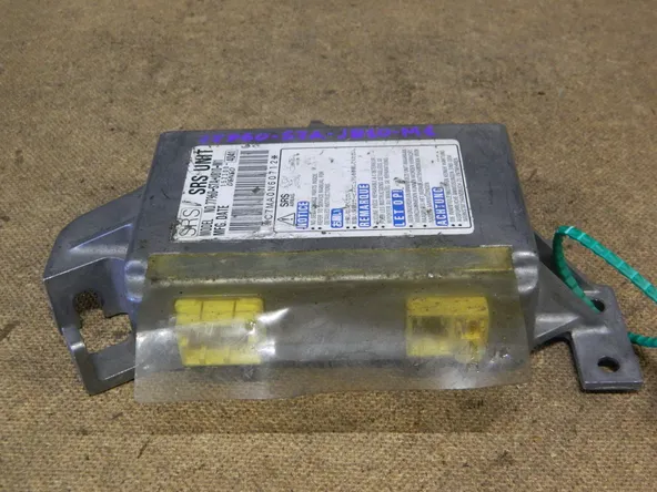 Блок управления AIRBAG HONDA STREAM RN1 (Контрактный) 79590449