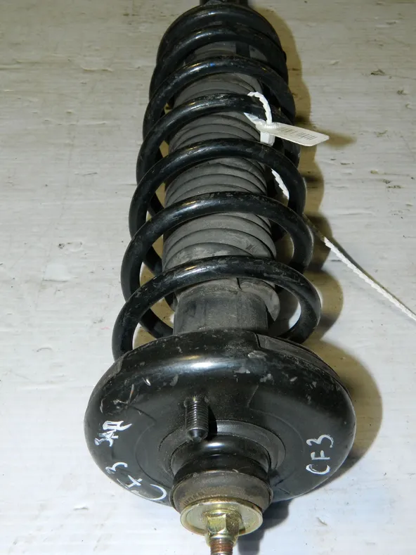 Стойка подвески HONDA TORNEO CF3 Зад (Контрактный) 45976914