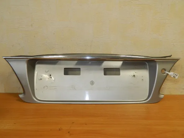 Накладка крышки багажника NISSAN MAXIMA A33 (Б/У) 76044 848103Y100