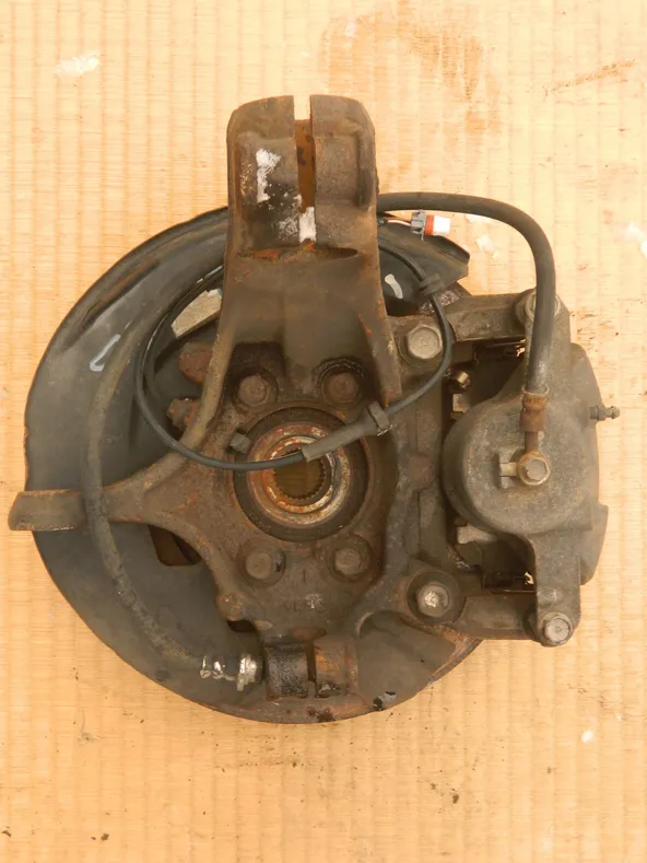 Ступица NISSAN X-TRAIL T32 Перед Лев (Контрактный) 22923193