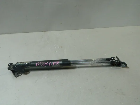 Амортизатор багажника HONDA FIT GD1 (Контрaктный) 81528971