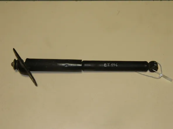 Амортизатор TOYOTA CALDINA ET196 Зад (Контрактный) 45992091