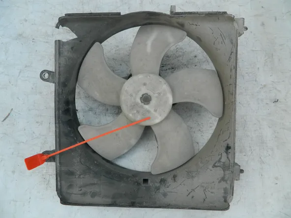 Диффузор радиатора HONDA FIT GD1 (Контрактный) 72355106