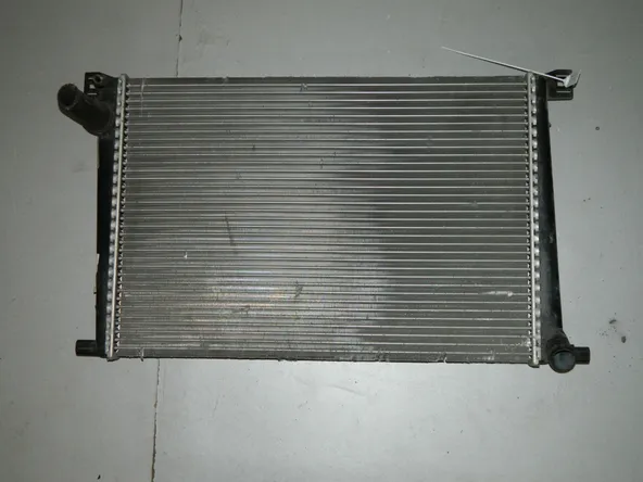 Радиатор ДВС MINI HATCH R56 N12 (Контрактный) 03344697