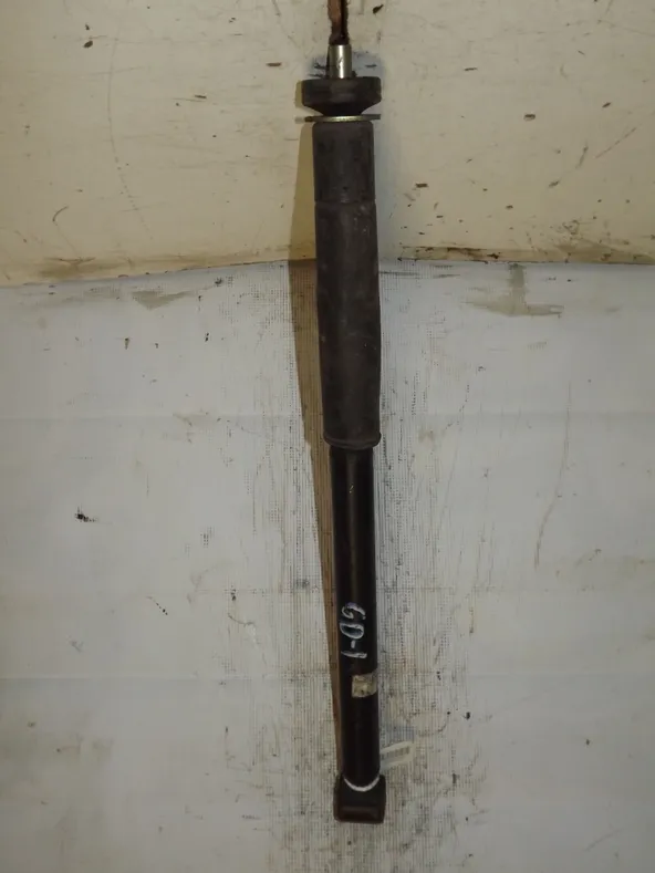 Амортизатор подвески HONDA FIT GD1 Задн (Контрактный) 35023155