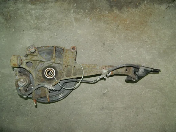 Ступица SUBARU LEGACY BH5 Зад Прав (Контрактный) 79586730