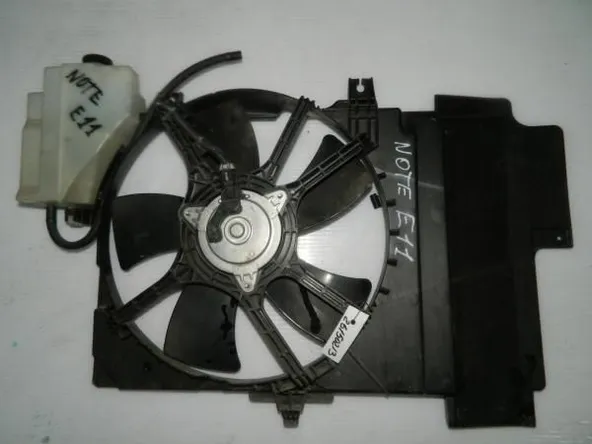 Диффузор радиатора NISSAN Note E11 HR15 (Контрактный)