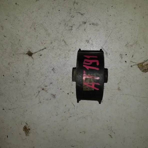 Подушка двигателя TOYOTA CALDINA AT191 5AFE Перед (Контрактный) 1237116290