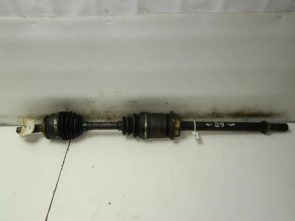Привод NISSAN CEFIRO A33 VQ20DE Перед Прав (Контрактный) 35015570