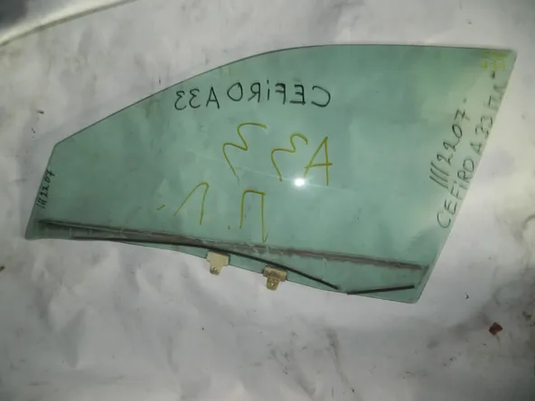 Стекло двери NISSAN CEFIRO A33 Перед. Лев (Контрактный) 1112207