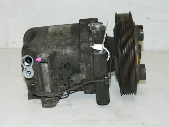 Компрессор кондиционера NISSAN AVENIR SR20DE (Контрактный) 45990198