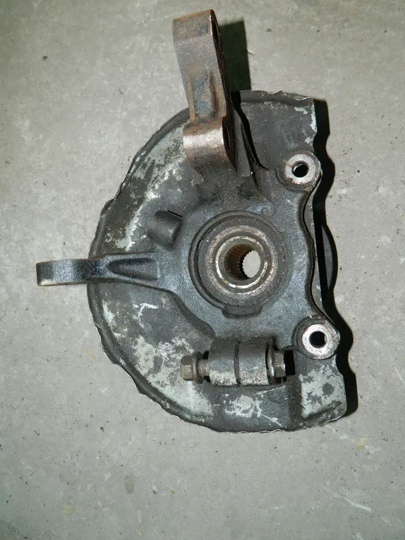 Ступица MITSUBISHI LANCER CY4A Перед Лев (Контрактный) 79591119