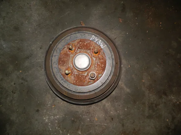 Ступица MAZDA DEMIO DY3W Зад (Контрактный) 1001570945