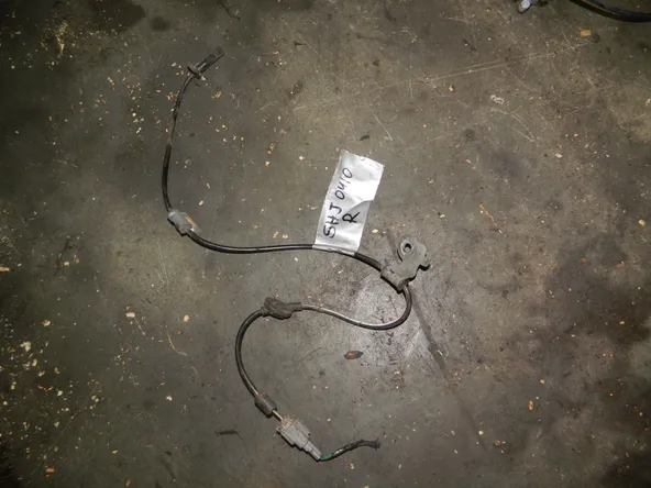 Датчик ABS SUBARU FORESTER SHJ (Контрактный) 1020570804